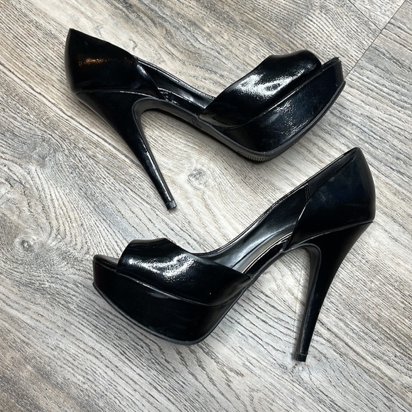 City Streets Women’s Black Open Toe Platform Heel, size 8 - Picture 2 of 9